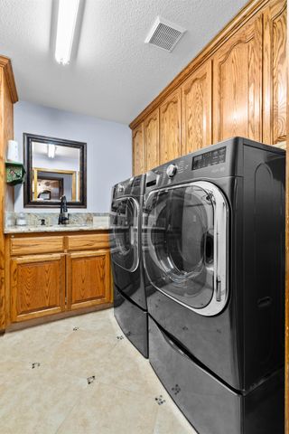 580 Gayl Dr, Colfax, CA 95713