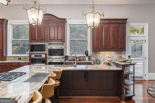 1416 Walcutts Way NW, Marietta, GA 30064