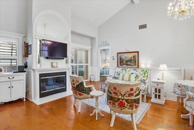 7274 Shoreline 116, San Diego, CA 92122