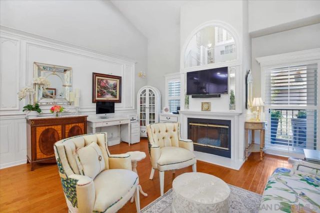 7274 Shoreline 116, San Diego, CA 92122