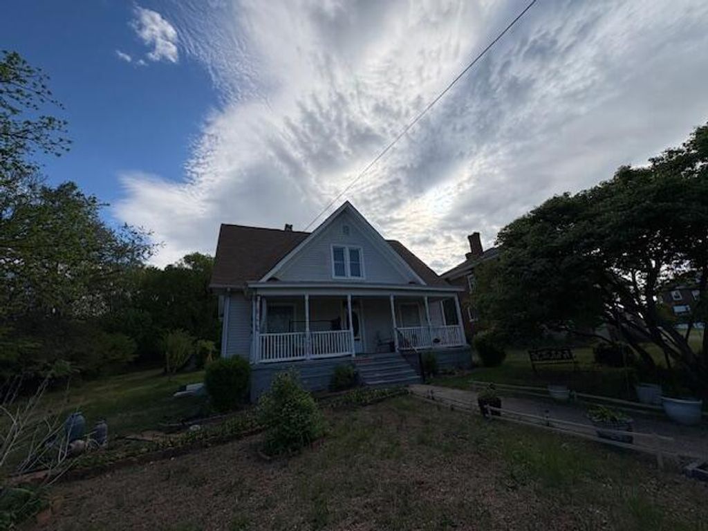 2715 Massachusetts AVE, Roanoke, VA 24017