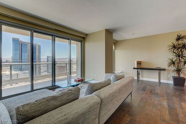 222 KAREN Avenue 3805, Las Vegas, NV 89109