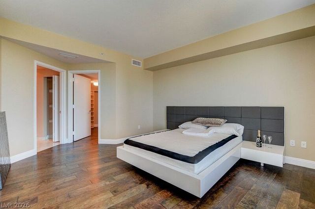 222 KAREN Avenue 3805, Las Vegas, NV 89109