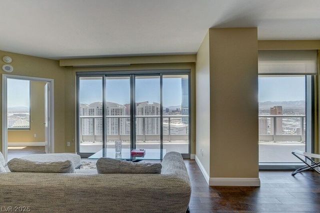 222 KAREN Avenue 3805, Las Vegas, NV 89109