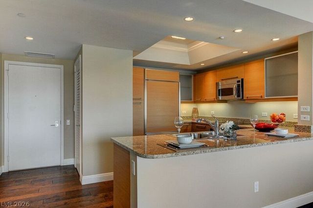 222 KAREN Avenue 3805, Las Vegas, NV 89109