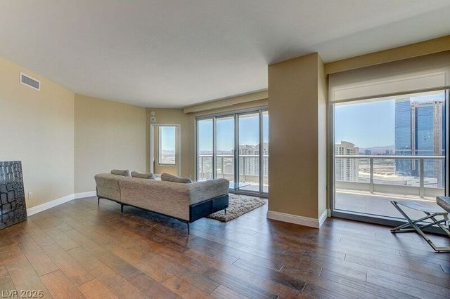 222 KAREN Avenue 3805, Las Vegas, NV 89109