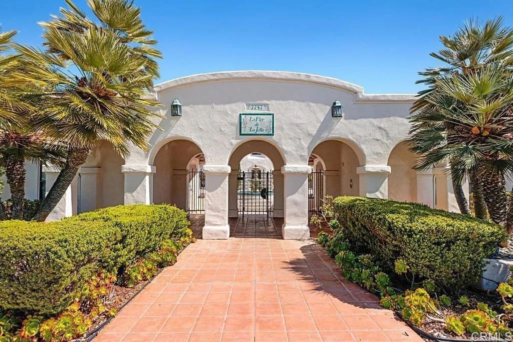 7757 Eads Avenue C 2, La Jolla, CA 92037