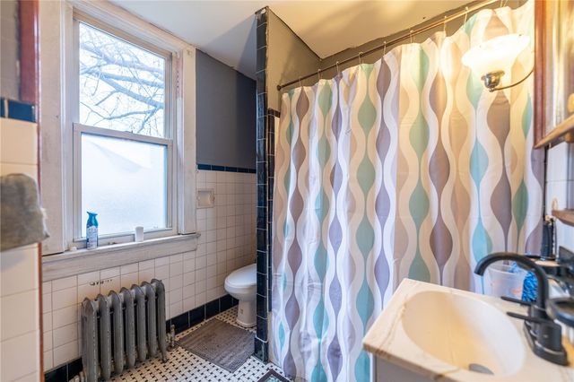 1731 Leishman Ave, Arnold, PA 15068