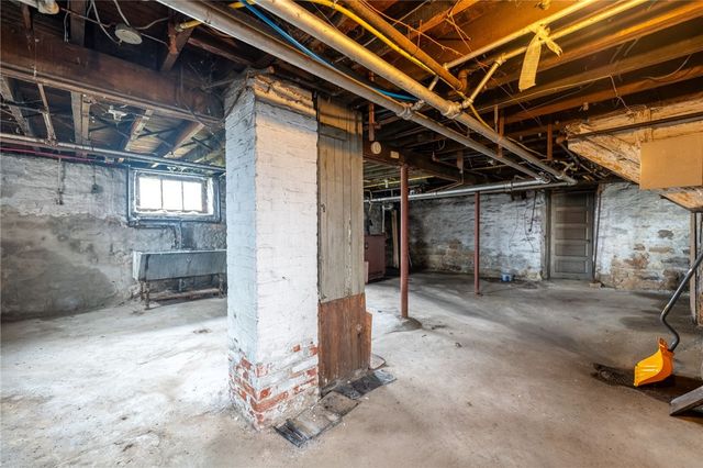 1731 Leishman Ave, Arnold, PA 15068