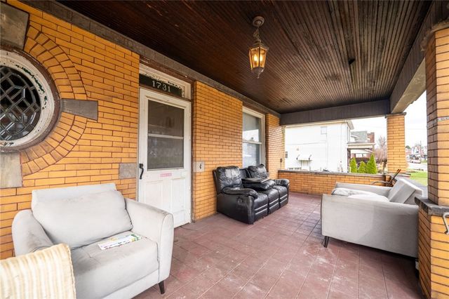 1731 Leishman Ave, Arnold, PA 15068