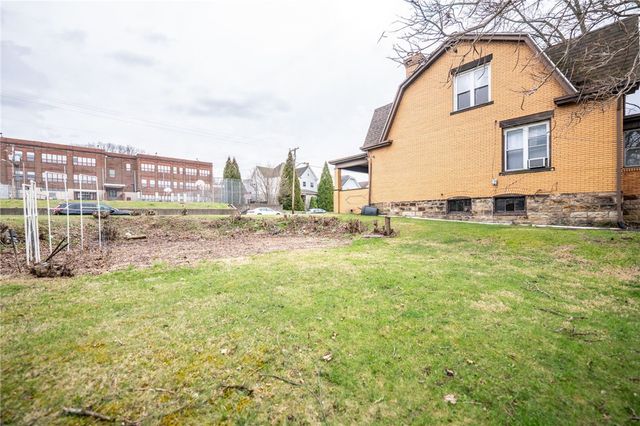 1731 Leishman Ave, Arnold, PA 15068