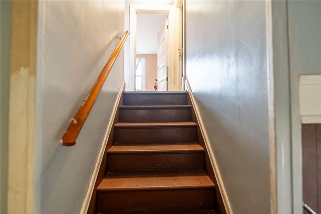 1731 Leishman Ave, Arnold, PA 15068