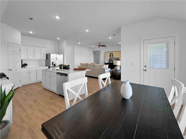 212 Greer Street, Pea Ridge, AR 72751