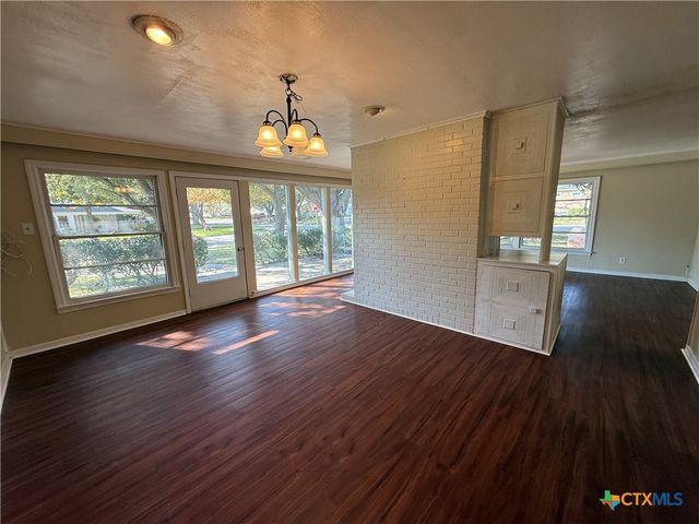 1701 N 13th Street, Temple, TX 76501