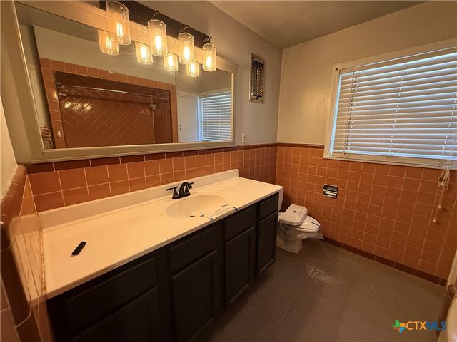 1701 N 13th Street, Temple, TX 76501