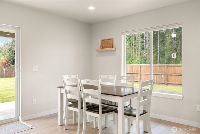 211 W Oak Street, Yacolt, WA 98675