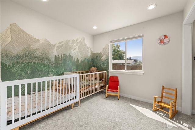 211 W Oak Street, Yacolt, WA 98675