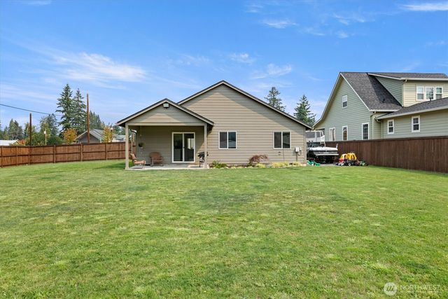 211 W Oak Street, Yacolt, WA 98675