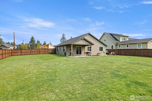 211 W Oak Street, Yacolt, WA 98675