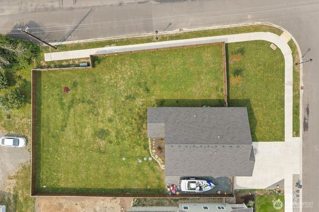 211 W Oak Street, Yacolt, WA 98675