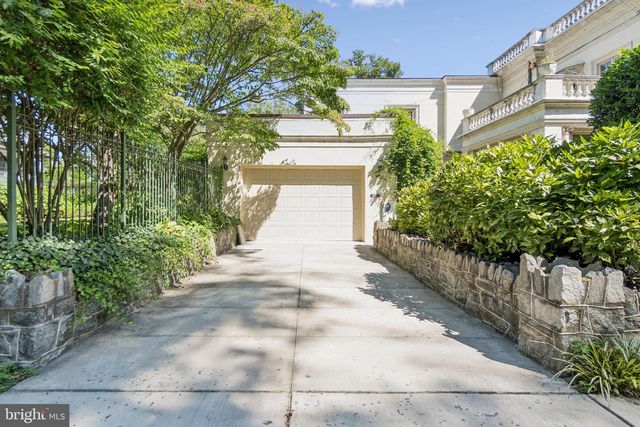 7200 CONNECTICUT AVE, Chevy Chase, MD 20815