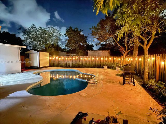 6362 Southgate Boulevard 2, Margate, FL 33068