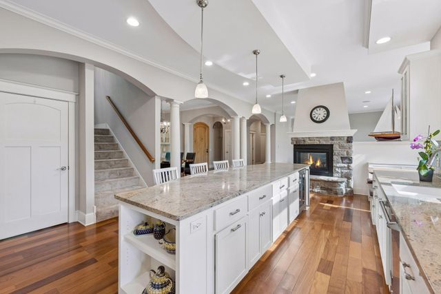 2975 Klondike Avenue N, Lake Elmo, MN 55042