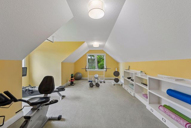 2975 Klondike Avenue N, Lake Elmo, MN 55042