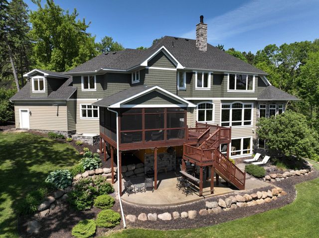 2975 Klondike Avenue N, Lake Elmo, MN 55042