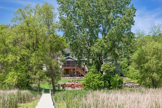 2975 Klondike Avenue N, Lake Elmo, MN 55042