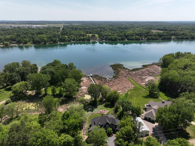 2975 Klondike Avenue N, Lake Elmo, MN 55042