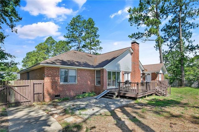 7578 Firethorn Drive, Fayetteville, NC 28311