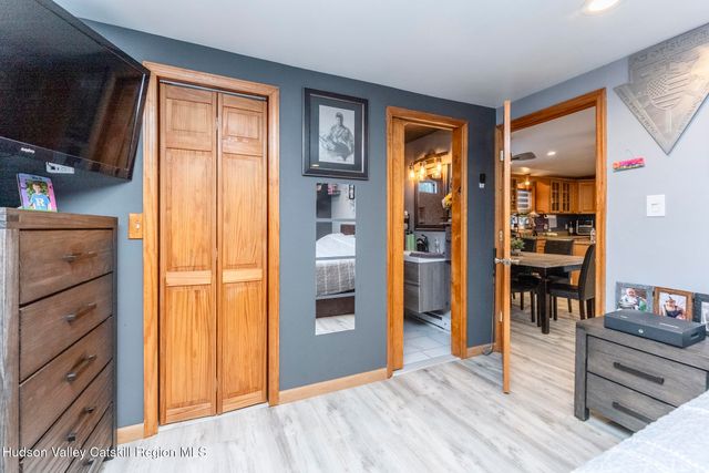 270 Mettacahonts Road, Accord, NY 12404