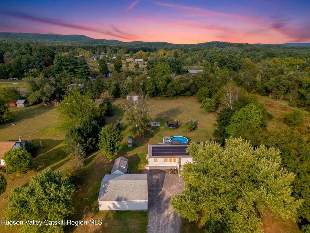 270 Mettacahonts Road, Accord, NY 12404