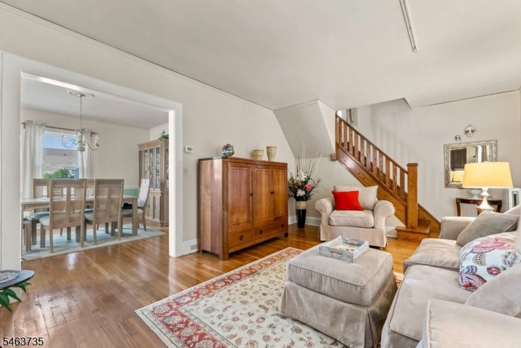 239 Magie Ave, Roselle Park Boro, NJ 07204 — photo 5