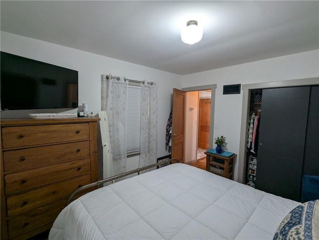 407 S 1st Street, Hiawatha, KS 66434