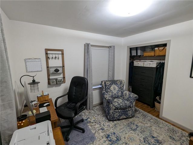 407 S 1st Street, Hiawatha, KS 66434