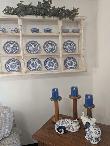 407 S 1st Street, Hiawatha, KS 66434