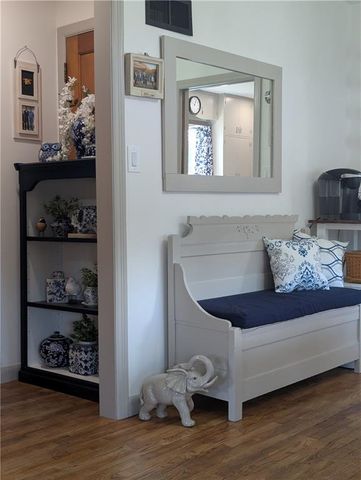 407 S 1st Street, Hiawatha, KS 66434