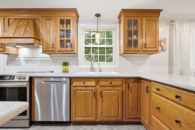 48 Gray Road, Andover, MA 01810