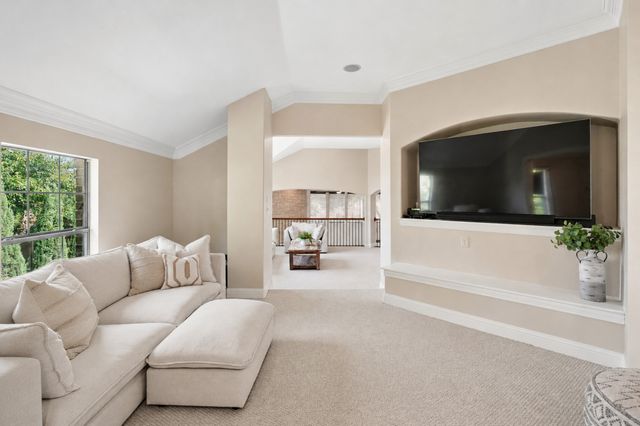 8319 Midway Road, Dallas, TX 75209