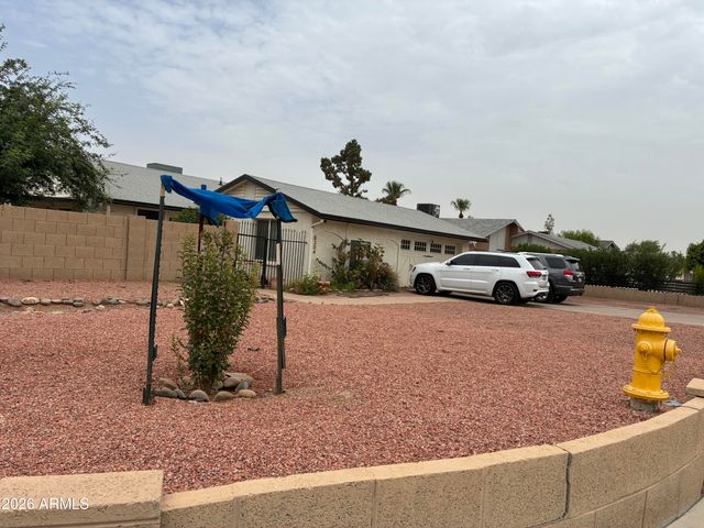 8304 N 55th Avenue, Glendale, AZ 85302