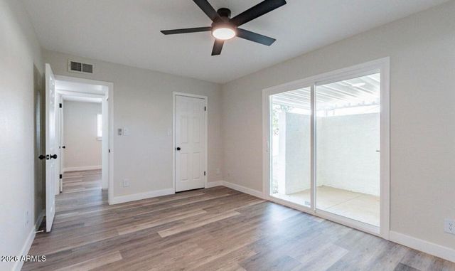 8304 N 55th Avenue, Glendale, AZ 85302