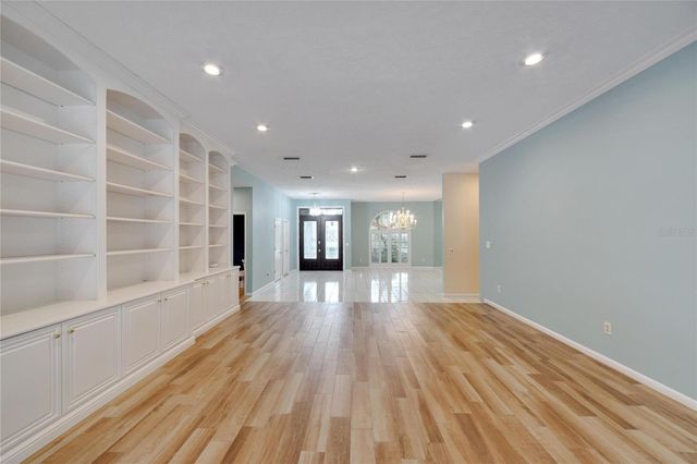 18006 CLEAR LAKE DR, Lutz, FL 33548