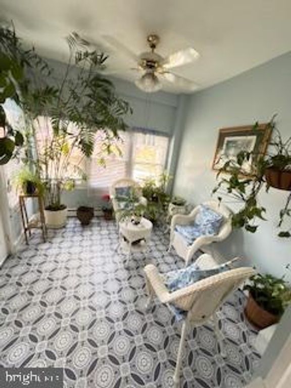 566 GENEVA AVE, Philadelphia, PA 19120