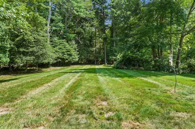 95 Lakeside Ave, Lakeville, MA 02347