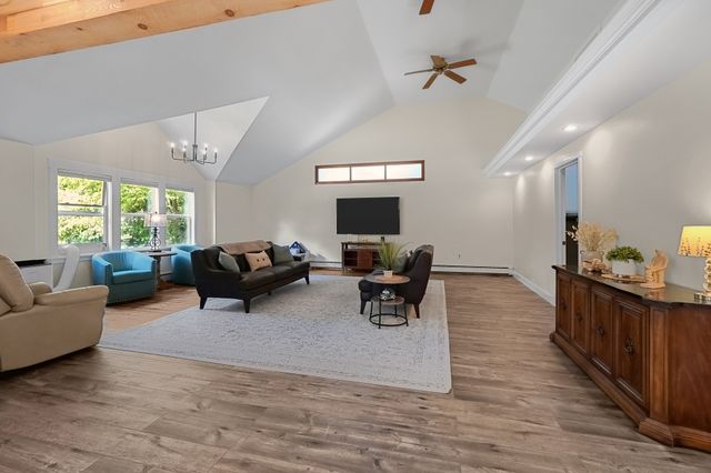 95 Lakeside Ave, Lakeville, MA 02347