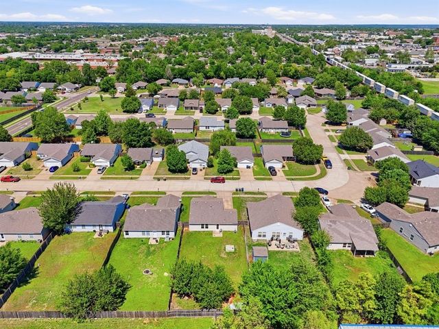 116 Rob Lane, Edmond, OK 73003