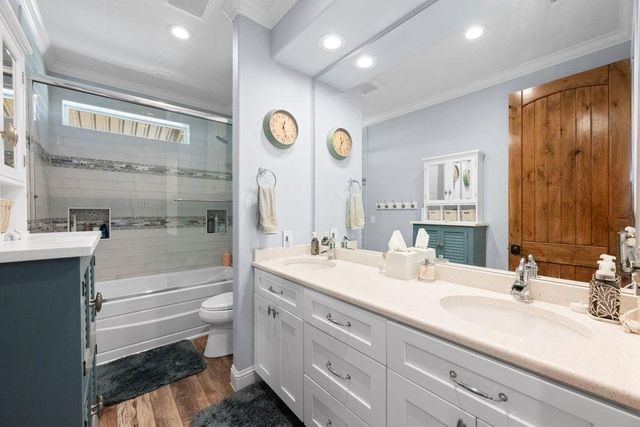 19833 Lakehurst LOOP, Spicewood, TX 78669