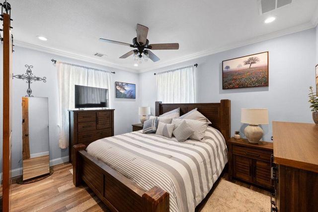 19833 Lakehurst LOOP, Spicewood, TX 78669